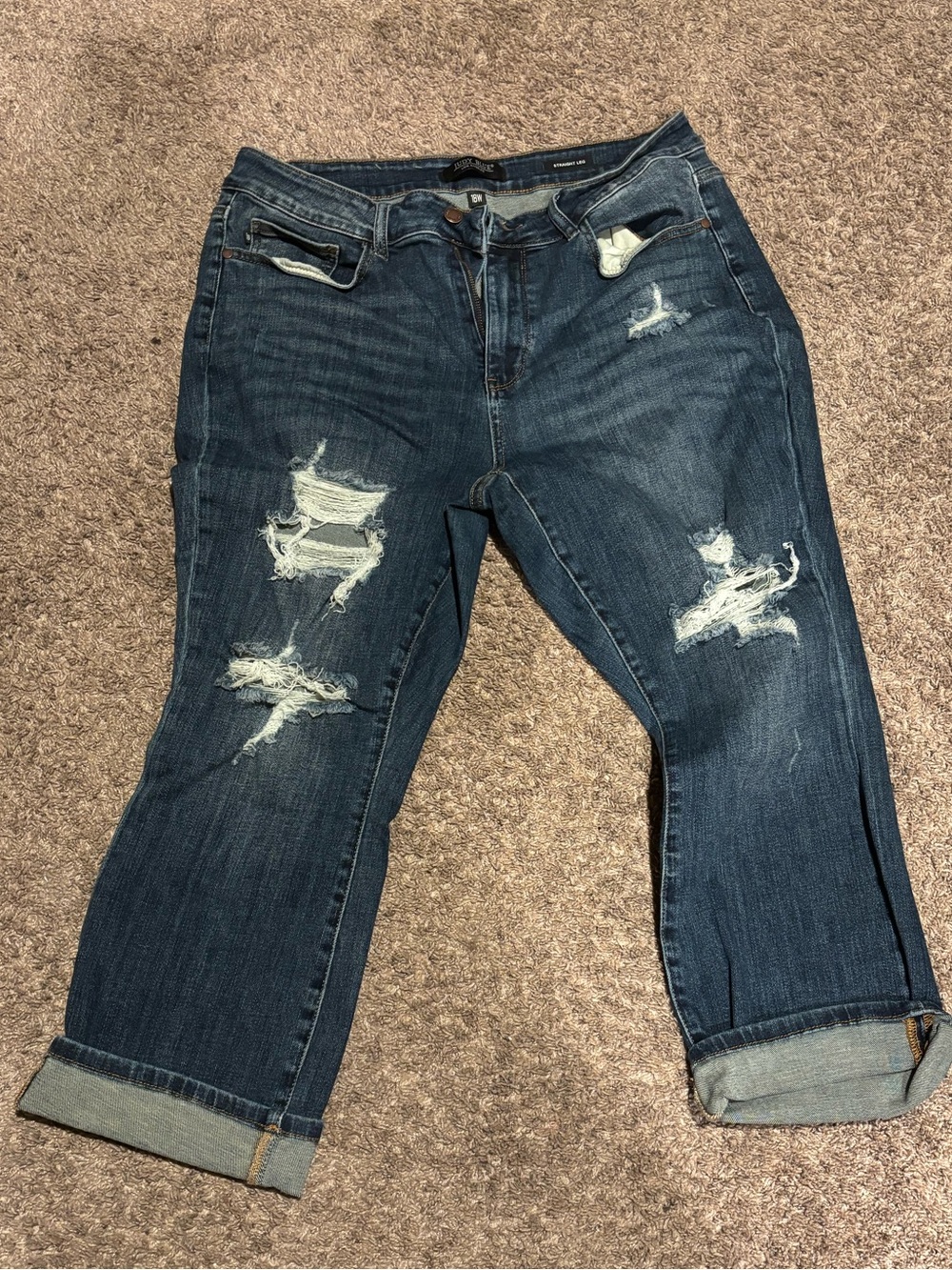 JUDY BLUE size 18W Distressed Dark Blue Women’s crop jeans